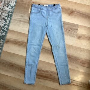 BOGO 🥳 Levi's Blue Slim Fit Stretch Jeans Jeggings Modern Style | girls 12